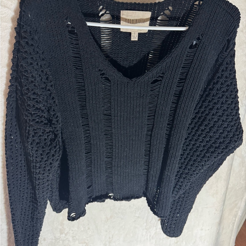 Moon River Distressed Ladder-Stitch V-Neck Sweater - Black